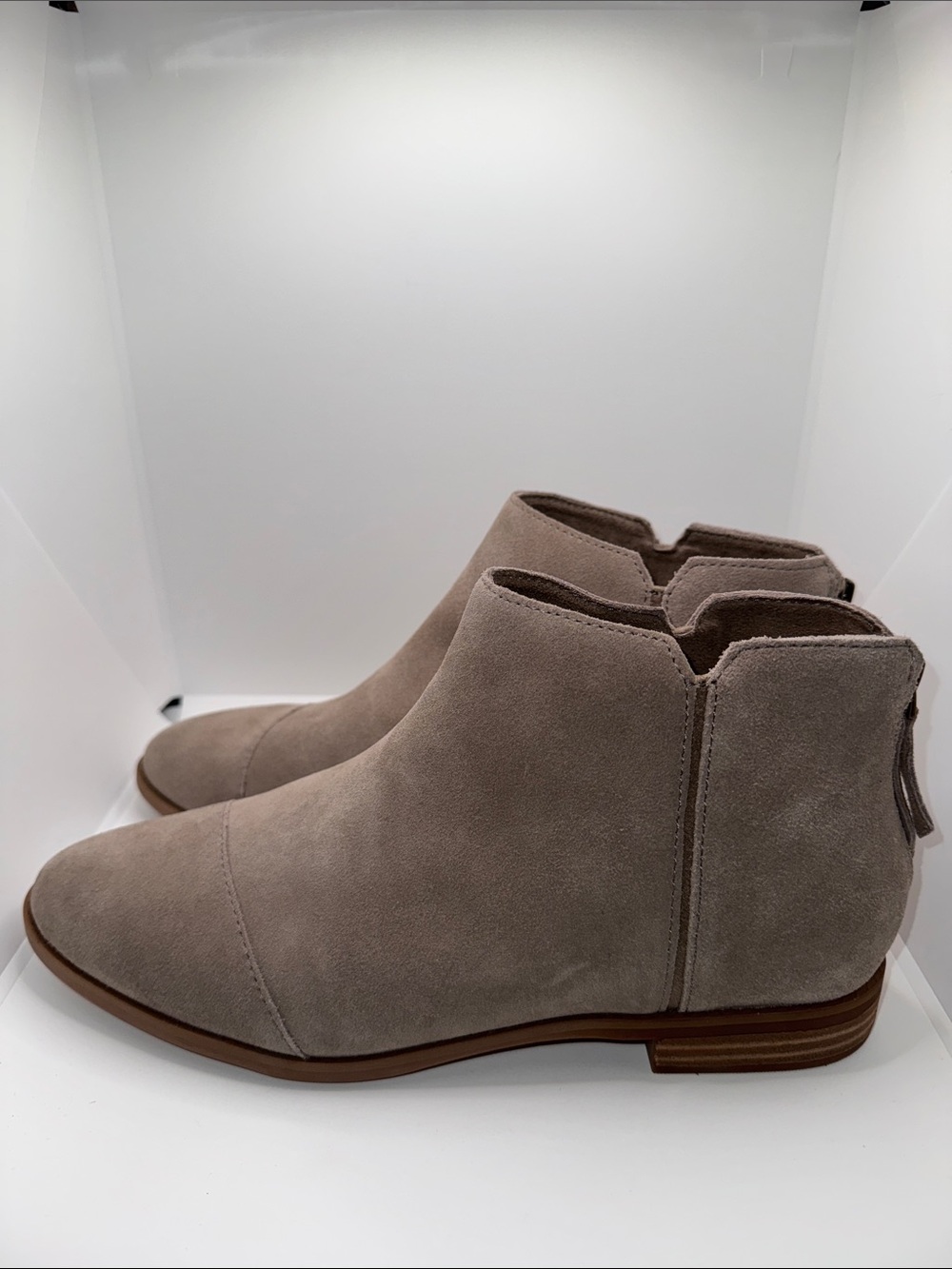 Toms Rylie Suede Ankle Bootie Boot Women’s Size 9.5 Tan